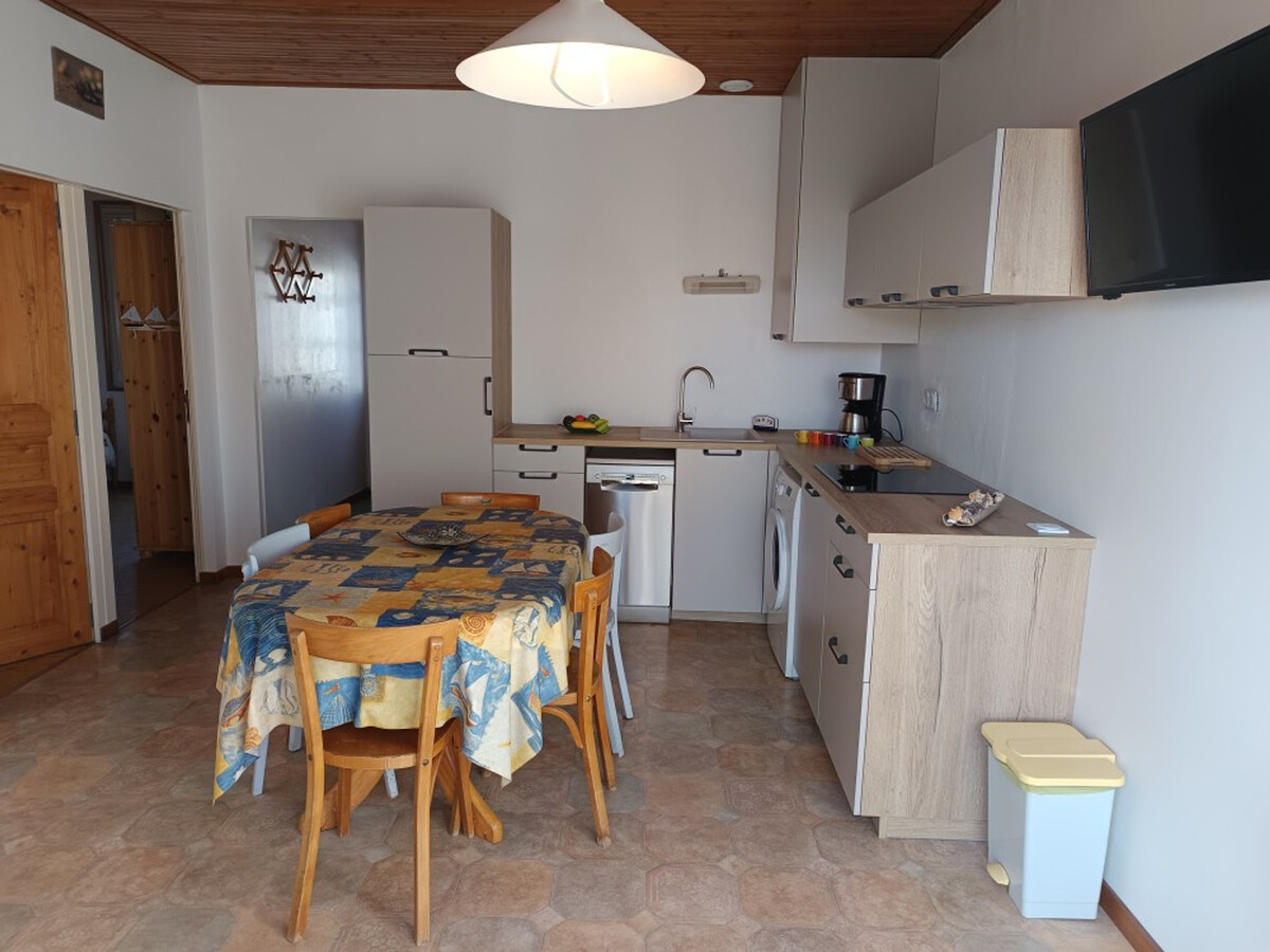 Appartement 45m² balcon - Notre-Dame-de-Monts centre - Photo 4