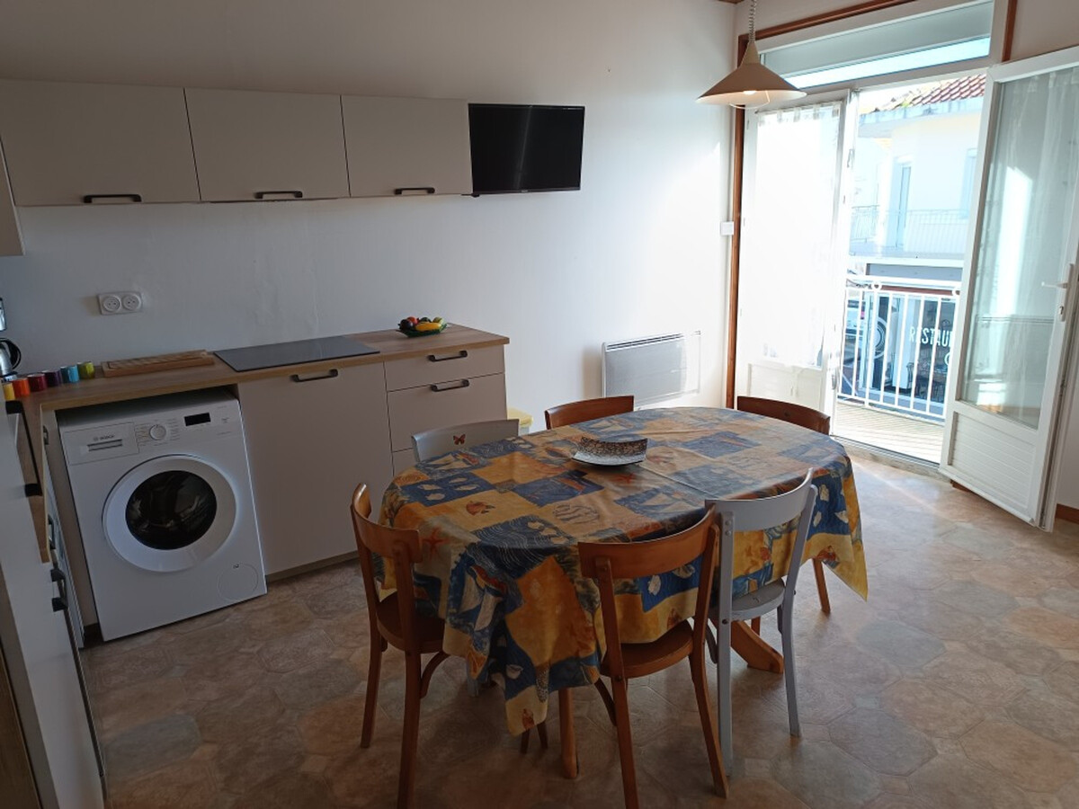 Appartement 45m² balcon - Notre-Dame-de-Monts centre - Photo 11