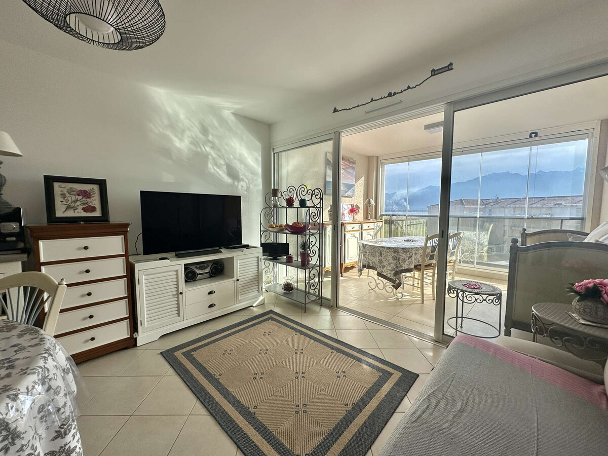 Appartement 2 pièces avec loggia 11 m² à Calvi - Photo 6