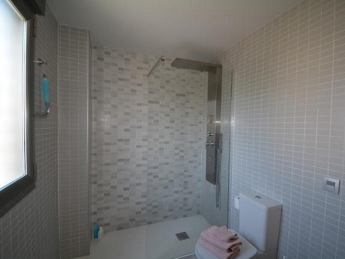 Appartement moderne Oliva, 280 m plage, piscine - Photo 21