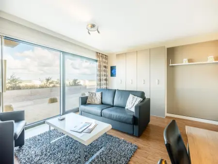 La Digue : appartement vue mer à Sint-Idesbald, pieds dans le sable : photo 2