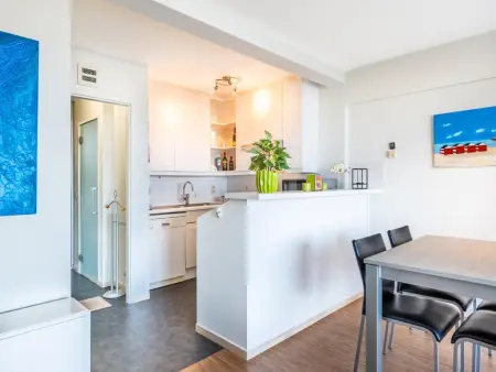 La Digue : appartement vue mer à Sint-Idesbald, pieds dans le sable : photo 8