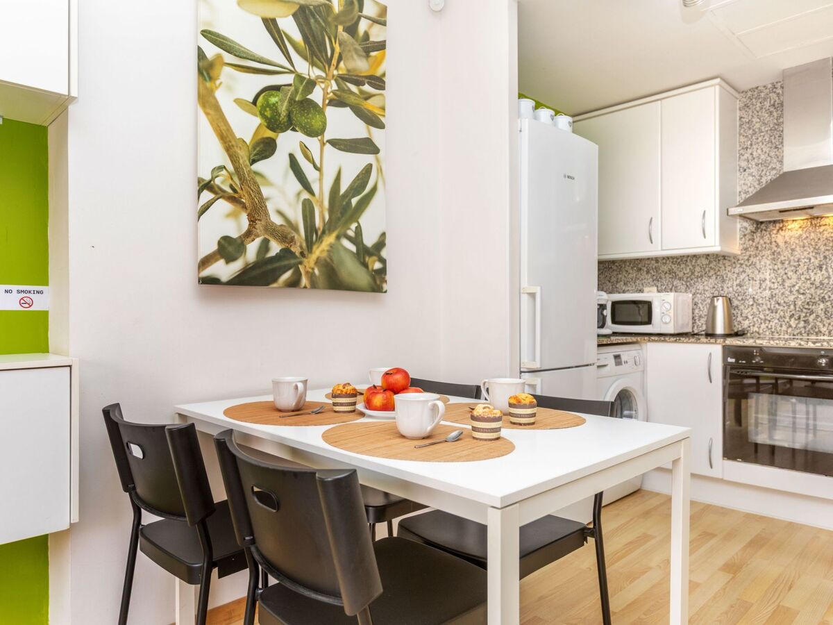 Enola – Appartement 37 m² avec piscine à Lloret de Mar - Photo 8