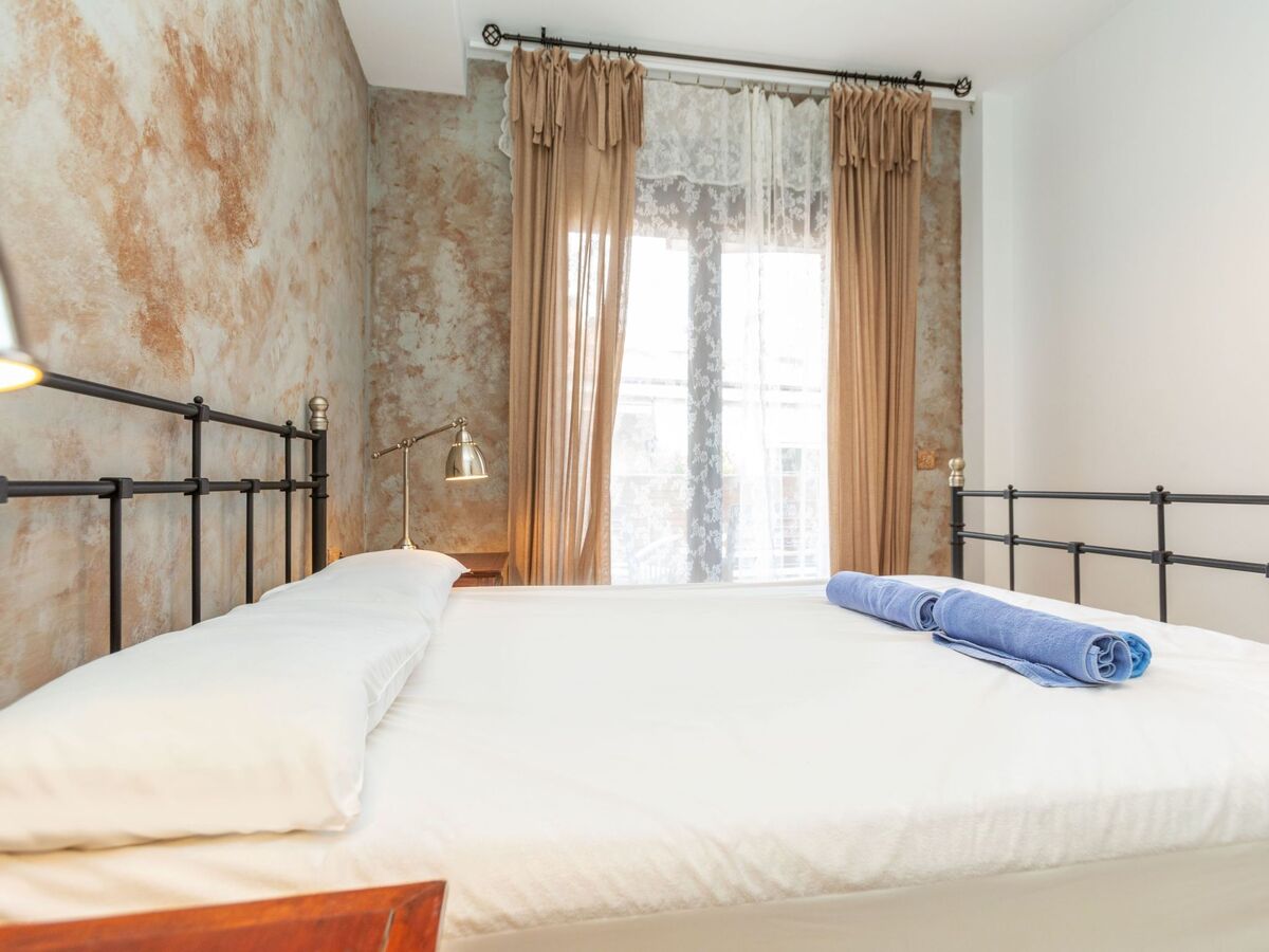 Enola – Appartement 37 m² avec piscine à Lloret de Mar - Photo 12