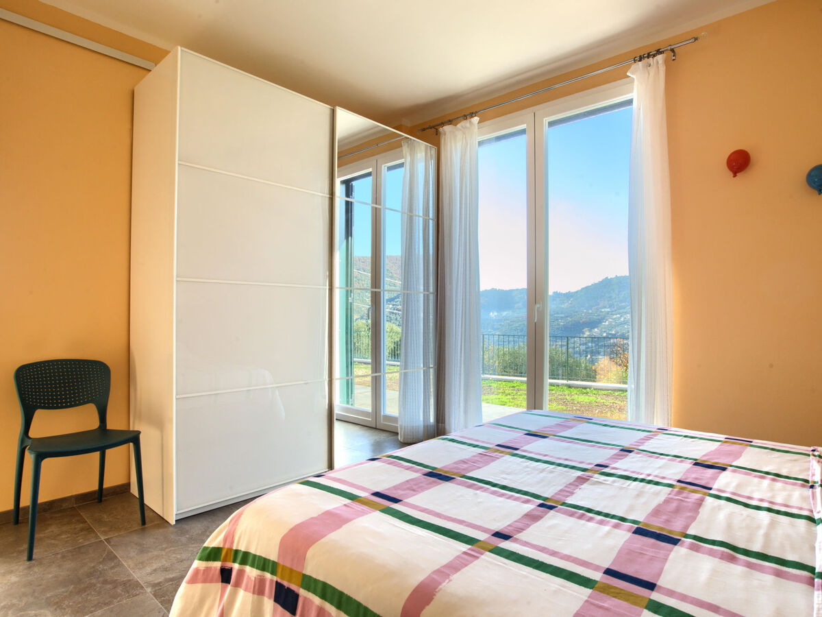 Gîte Costadoro à Imperia, terrasse 25 m² avec vue montagne - Photo 2