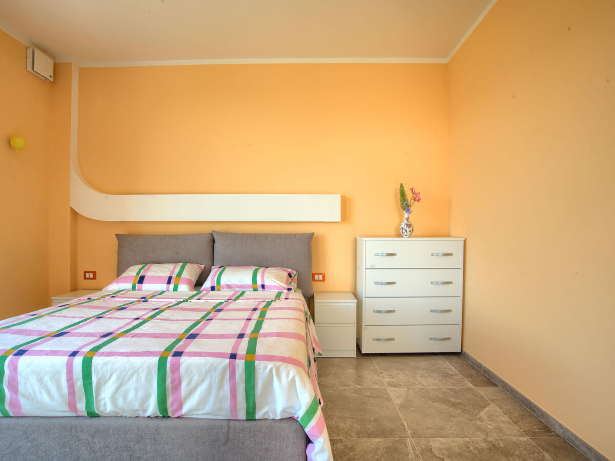 Gîte Costadoro à Imperia, terrasse 25 m² avec vue montagne - Photo 11