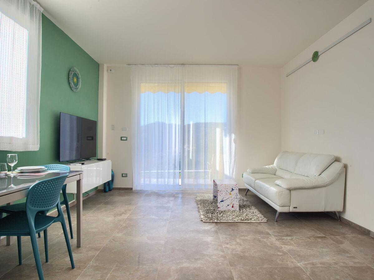 Gîte Costadoro à Imperia, terrasse 25 m² avec vue montagne - Photo 13