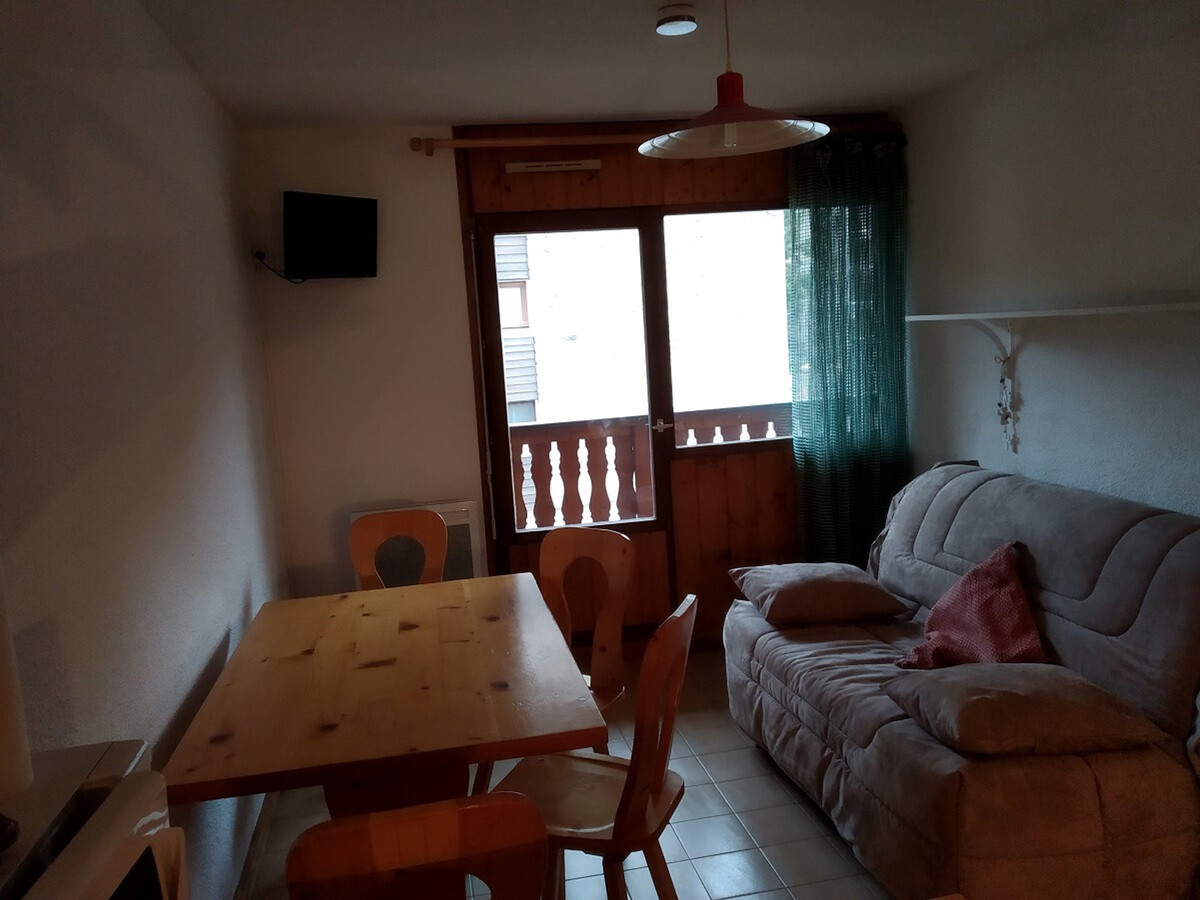 Appartement 2 pièces centre aux Carroz, animaux acceptés - Photo 2