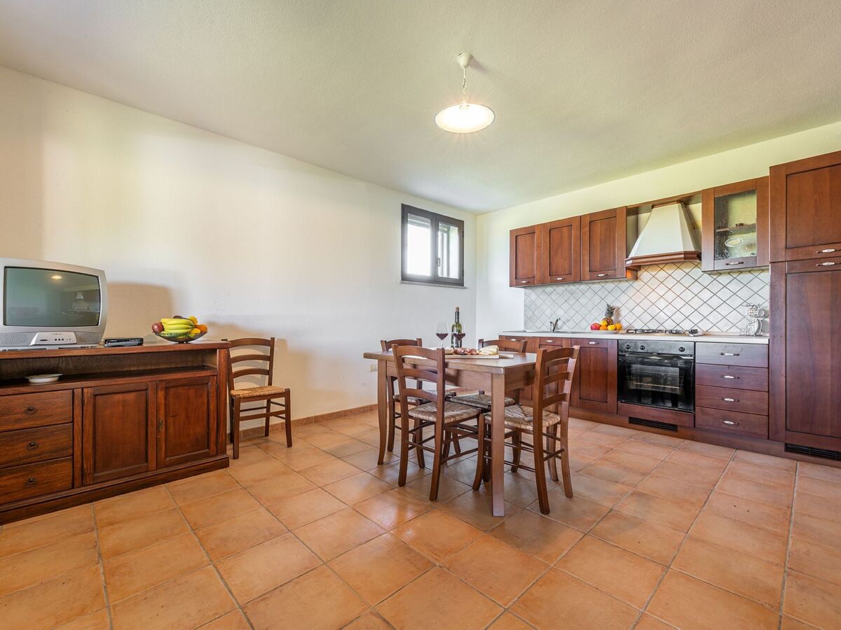 Appartement Pompia à La Caletta, 1,8 km de la mer - Photo 7