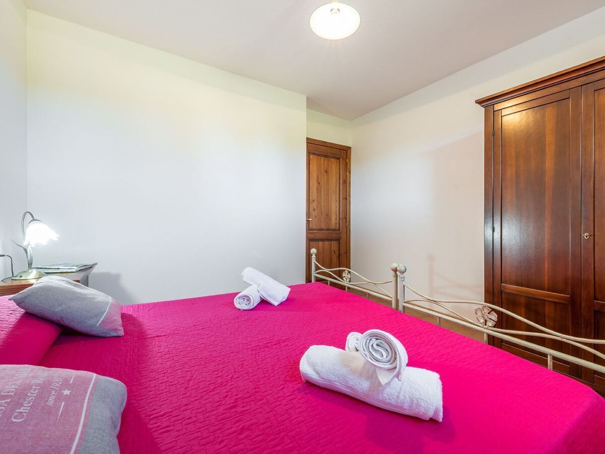 Appartement Pompia à La Caletta, 1,8 km de la mer - Photo 10