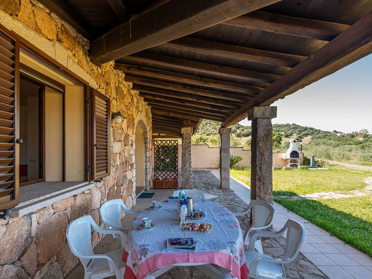 Appartement Pompia à La Caletta, 1,8 km de la mer - Photo 17