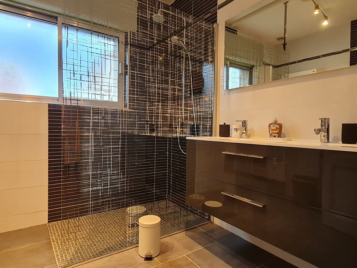 Gîte 150 m² éco-village, 3 ch., poêle & clim - Photo 6