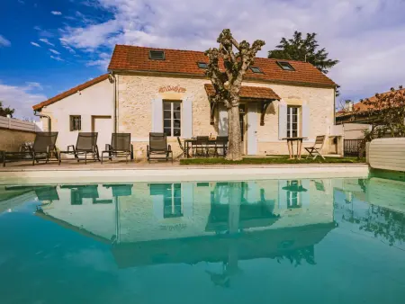 Location gite à Bergerac, Charmante maison avec piscine privée et jardin à Bergerac