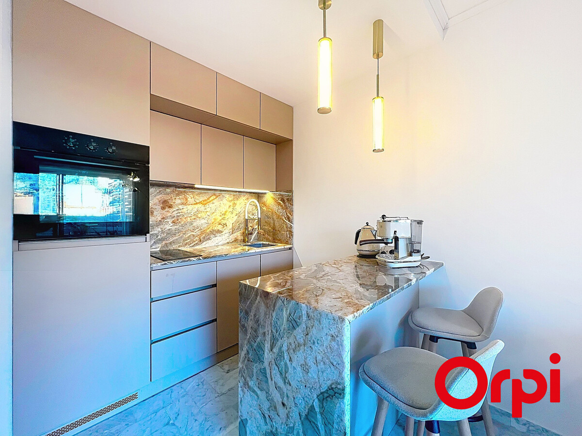 Appartement rénové avec terrasse à Menton - Photo 7