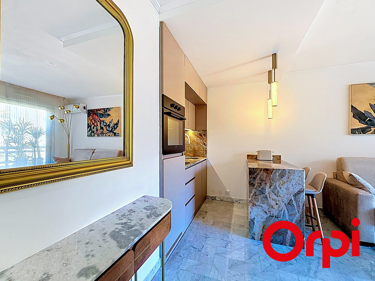 Appartement rénové avec terrasse à Menton - Photo 8