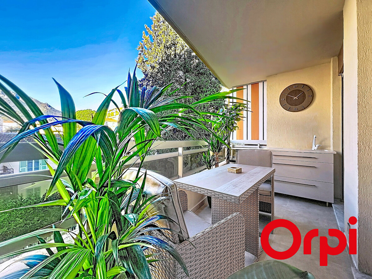 Appartement rénové avec terrasse à Menton - Photo 14