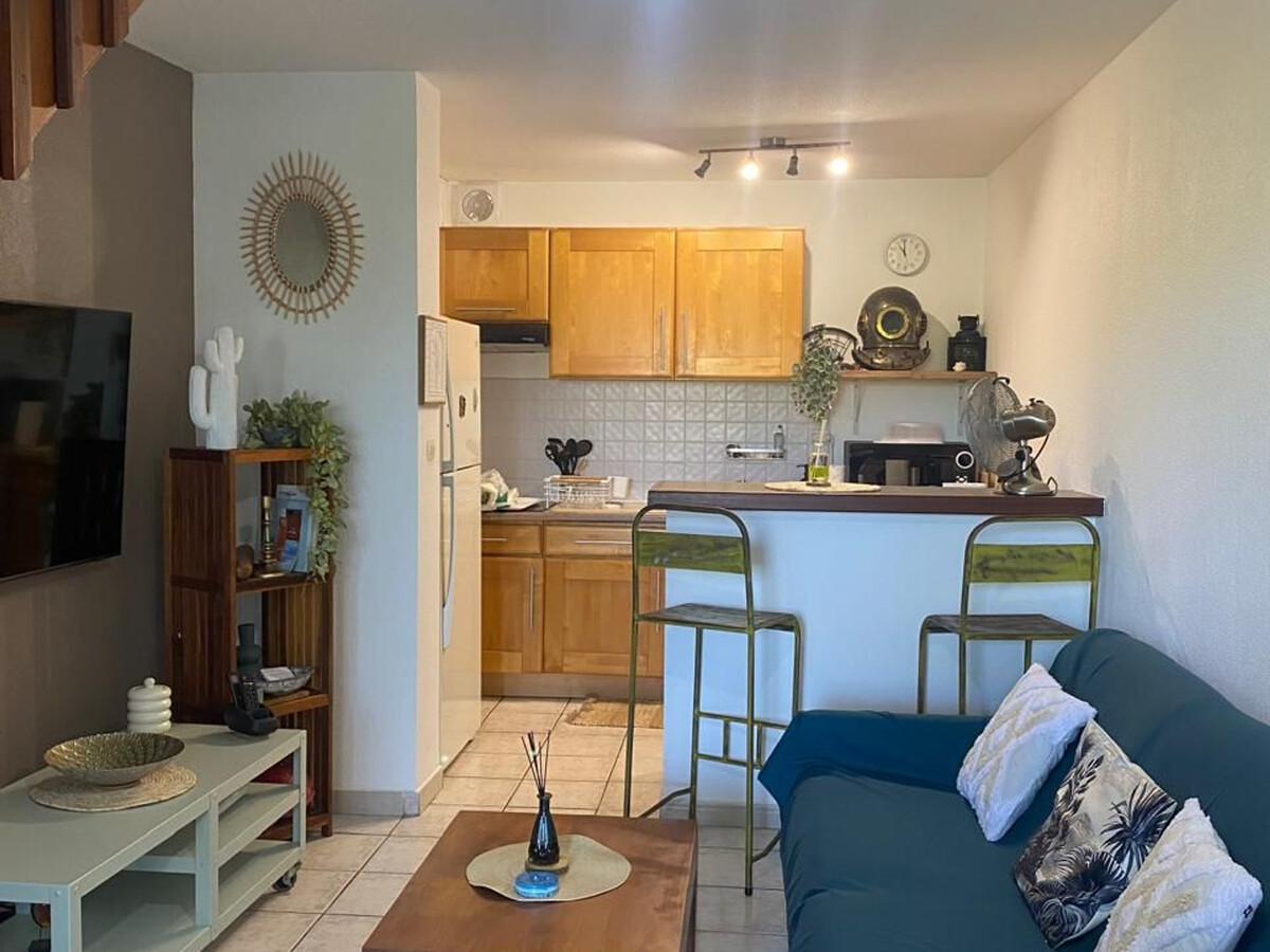 Appartement climatisé 2 pers. avec parking à Saint-Gilles - Photo 1