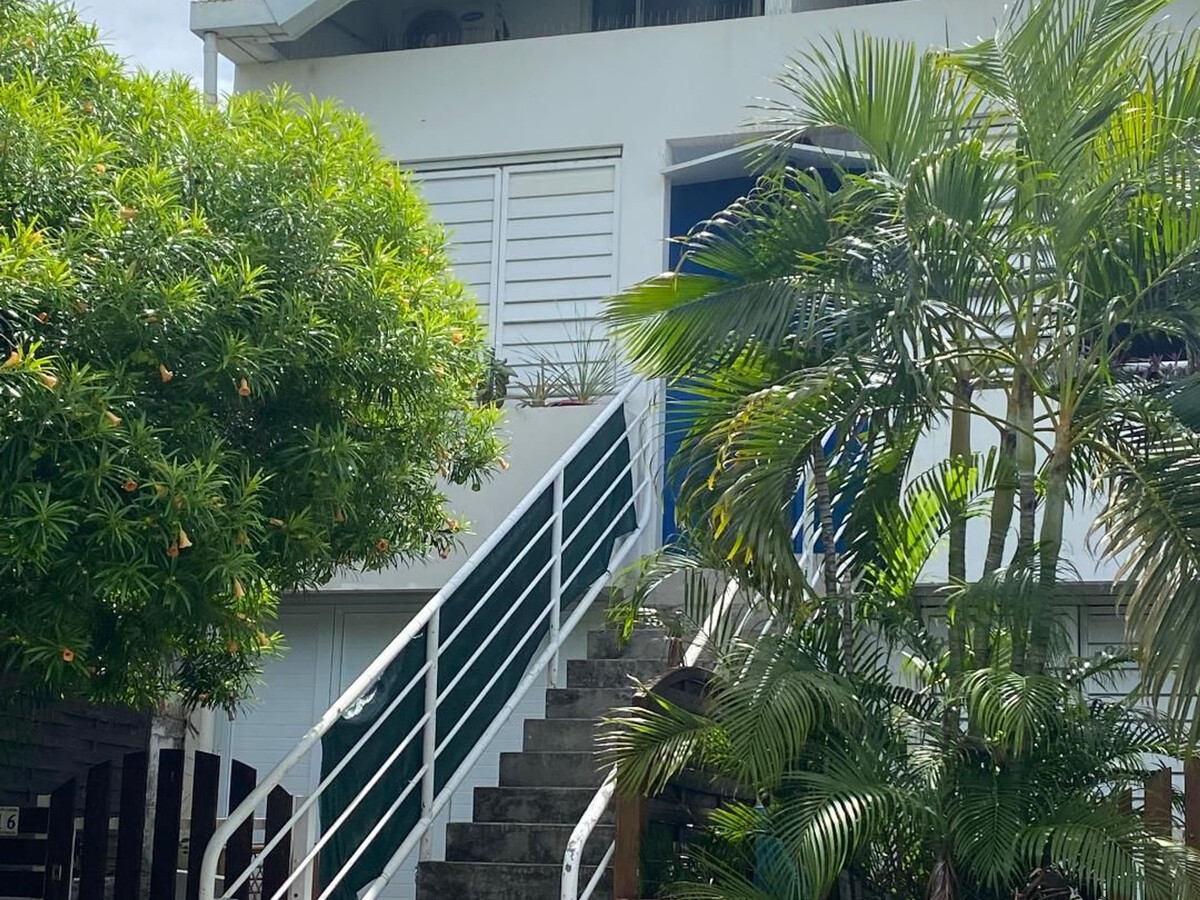 Appartement climatisé 2 pers. avec parking à Saint-Gilles - Photo 2
