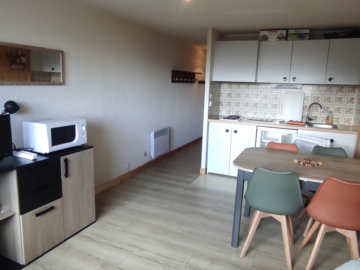Studio cabine 26 m² à 50 m des pistes de Super Besse - Photo 1