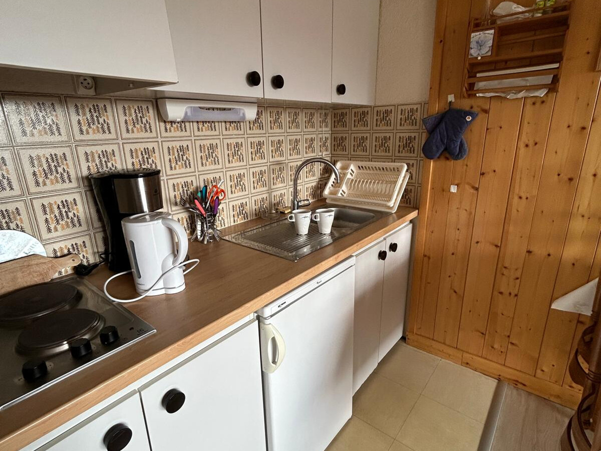 Studio cabine 26 m² à 50 m des pistes de Super Besse - Photo 2