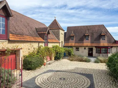 Maison périgourdine avec piscine privée, 18 personnes, Rouffignac : photo 8