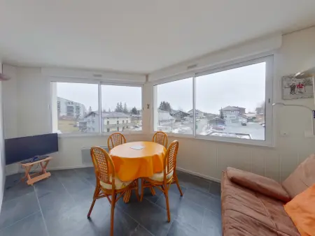 Location appartement à Prémanon, Appartement cosy avec loggia au cœur du Jura