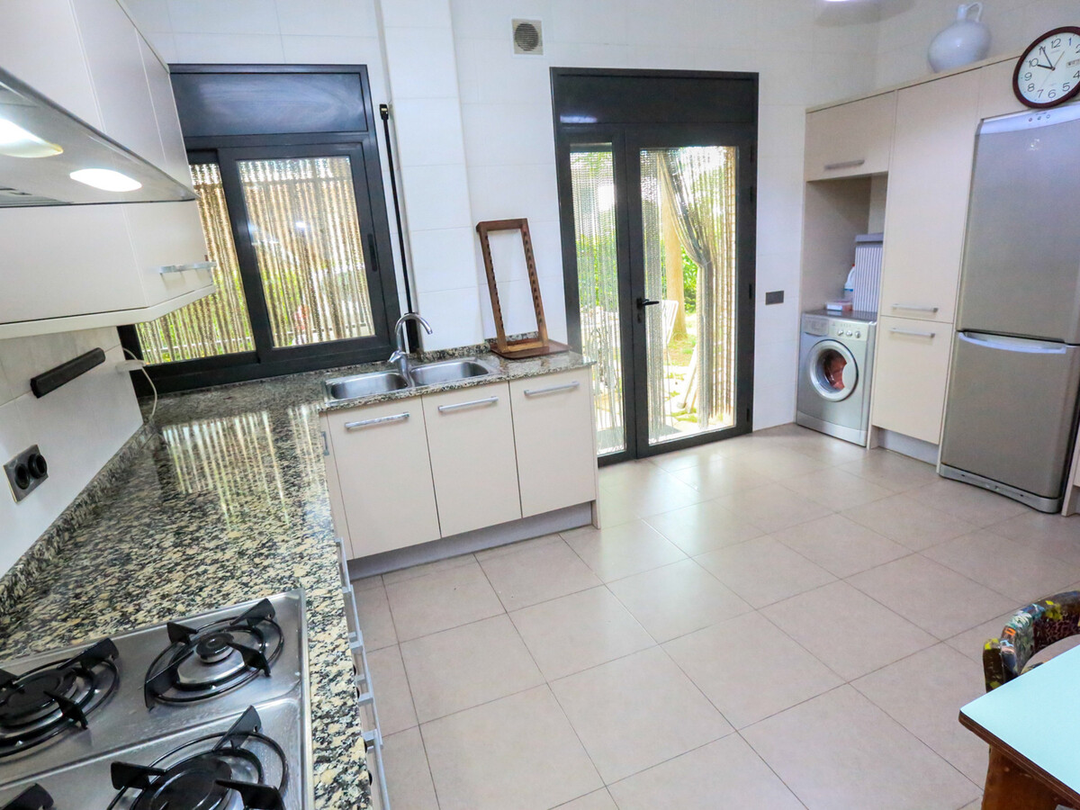 Appartement 5 chambres, terrasse 200 m² et parking à Cambrils - Photo 15