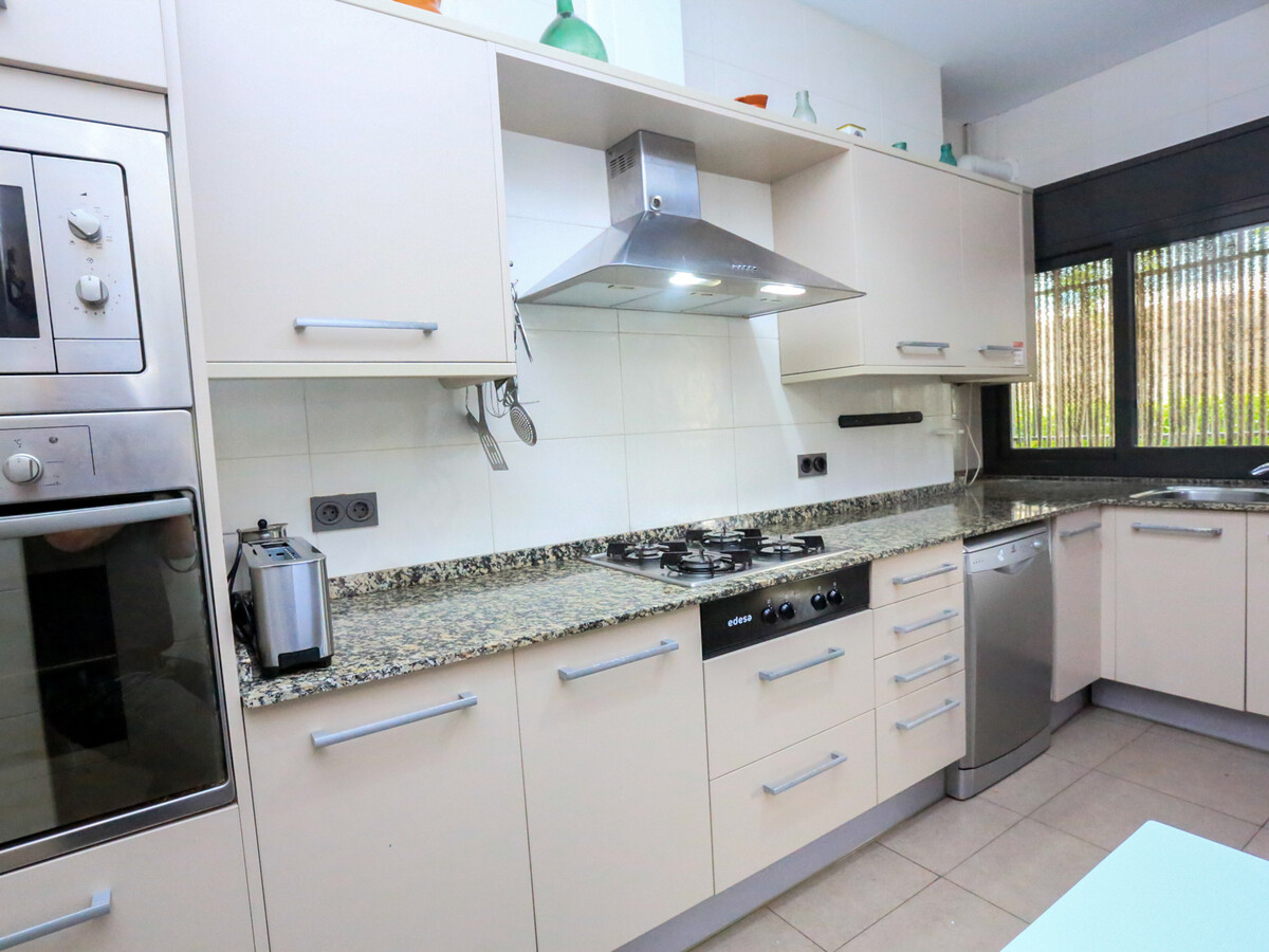 Appartement 5 chambres, terrasse 200 m² et parking à Cambrils - Photo 17