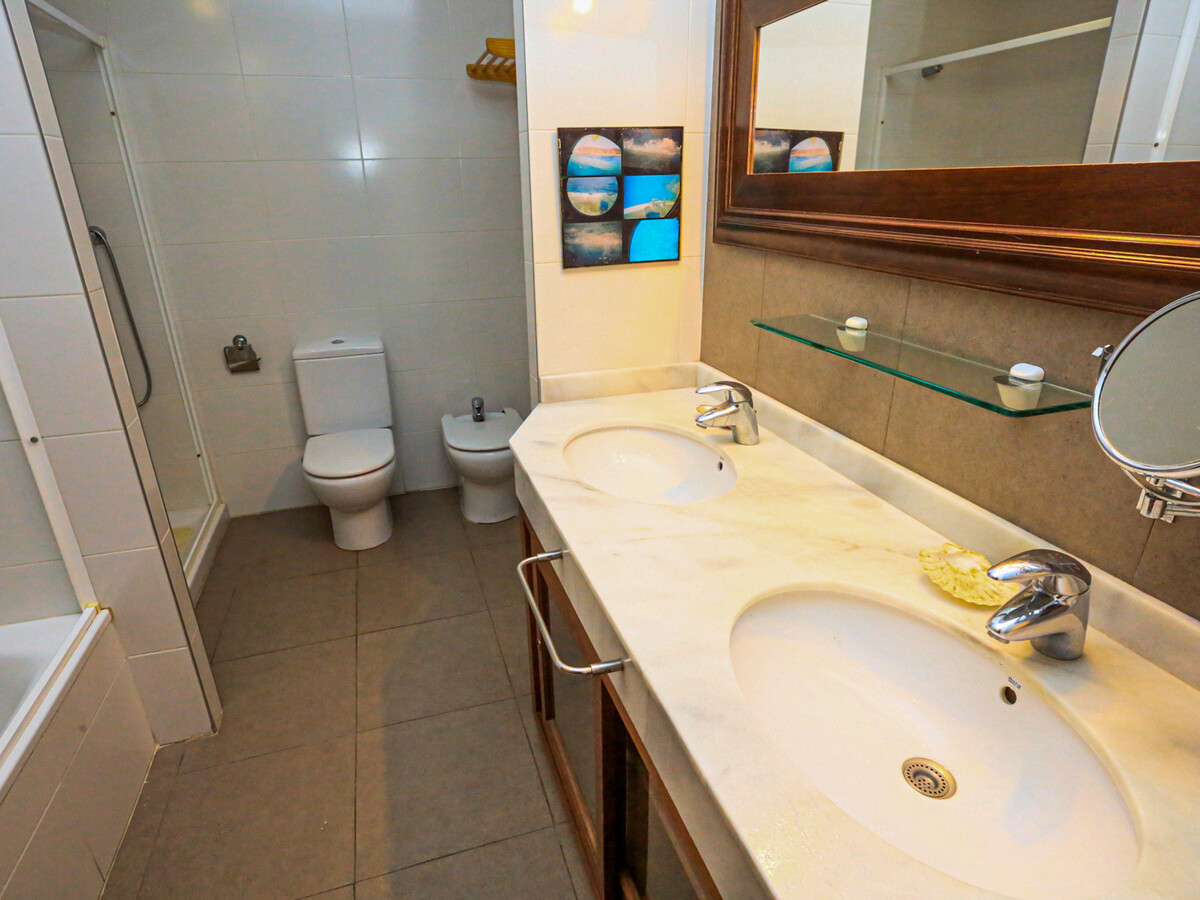 Appartement 5 chambres, terrasse 200 m² et parking à Cambrils - Photo 34