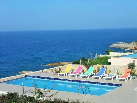 Villa Blue Horizon - Piscine infinity face à la mer à Kyrenia : photo 41