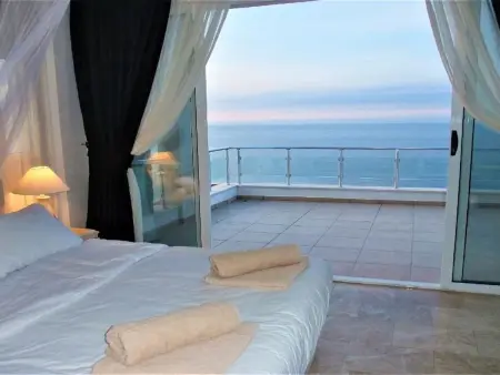 Villa Meerblick : Infinity-pool et vue mer à Esentepe : photo 3