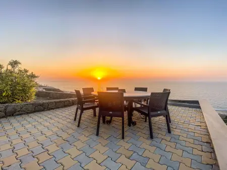 Villa Meerblick : Infinity-pool et vue mer à Esentepe : photo 6