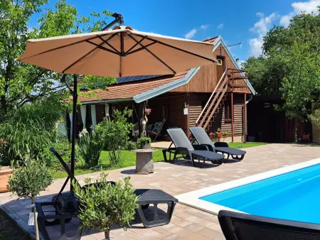 House Mirna Zagorka avec piscine privée à Jakovlje : photo 4
