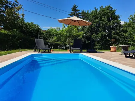 House Mirna Zagorka avec piscine privée à Jakovlje : photo 5