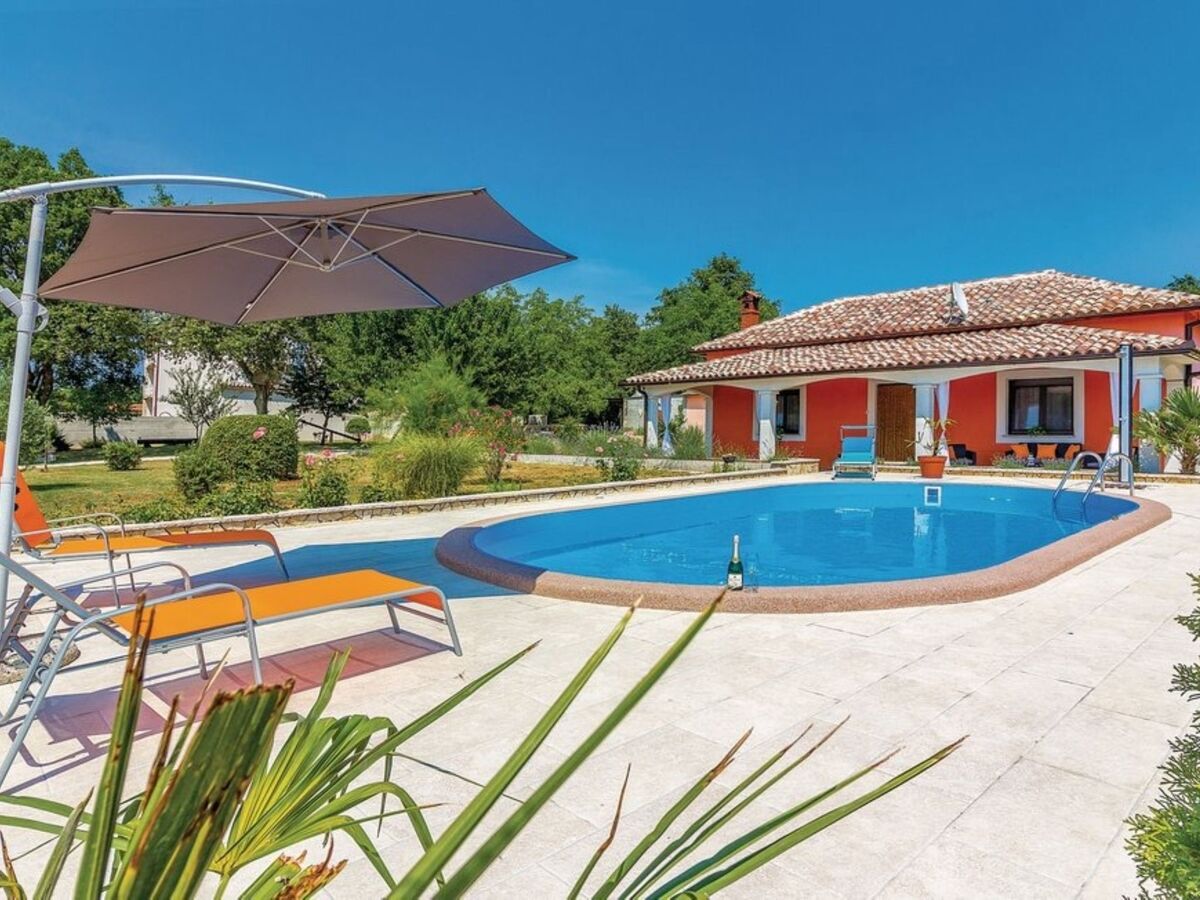 Maison Angelina avec piscine privée à Marčana - Photo 5