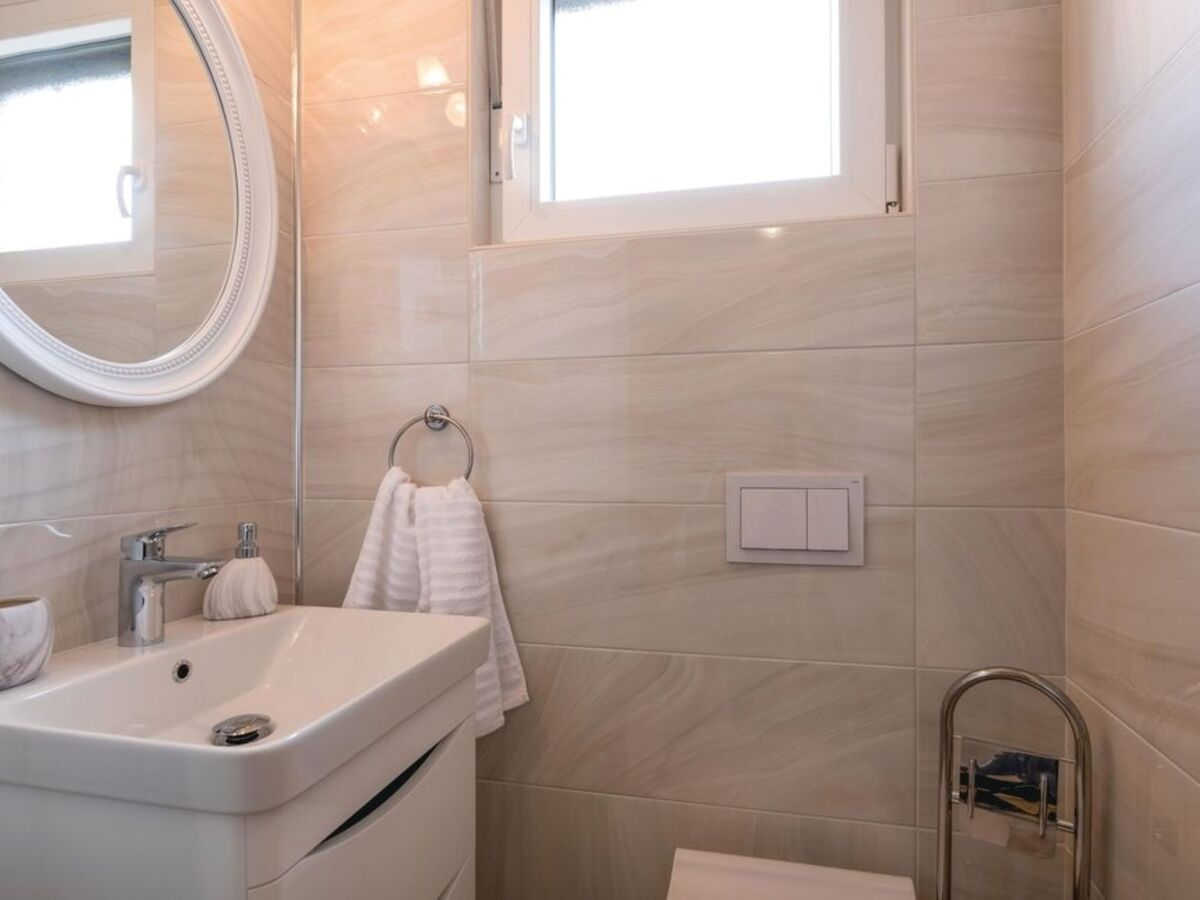 Maison Angelina avec piscine privée à Marčana - Photo 16