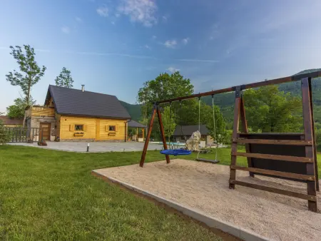 Mali Medo – Maison luxe bois avec wellness, Gospić : photo 6