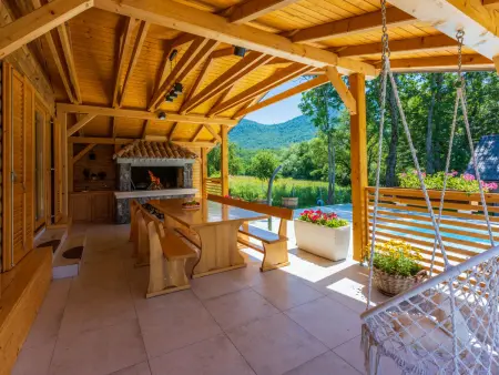 Mali Medo – Maison luxe bois avec wellness, Gospić : photo 9