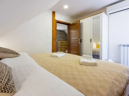 Mali Medo – Maison luxe bois avec wellness, Gospić : photo 20