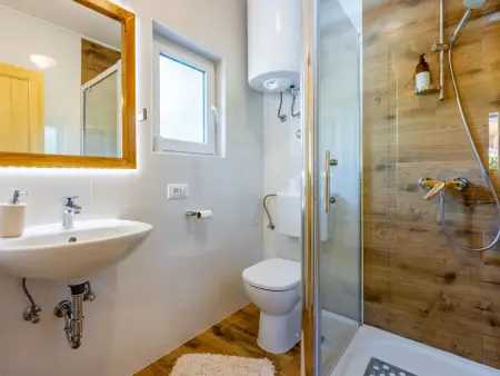 Mali Medo – Maison luxe bois avec wellness, Gospić : photo 23