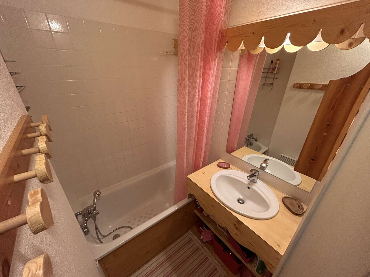 Appartement pieds des pistes à Risoul, sauna inclus - Photo 21