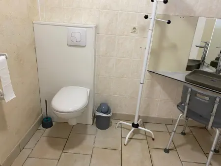Gîte 8 pers. Piscine intérieure chauffée en Berry : photo 24