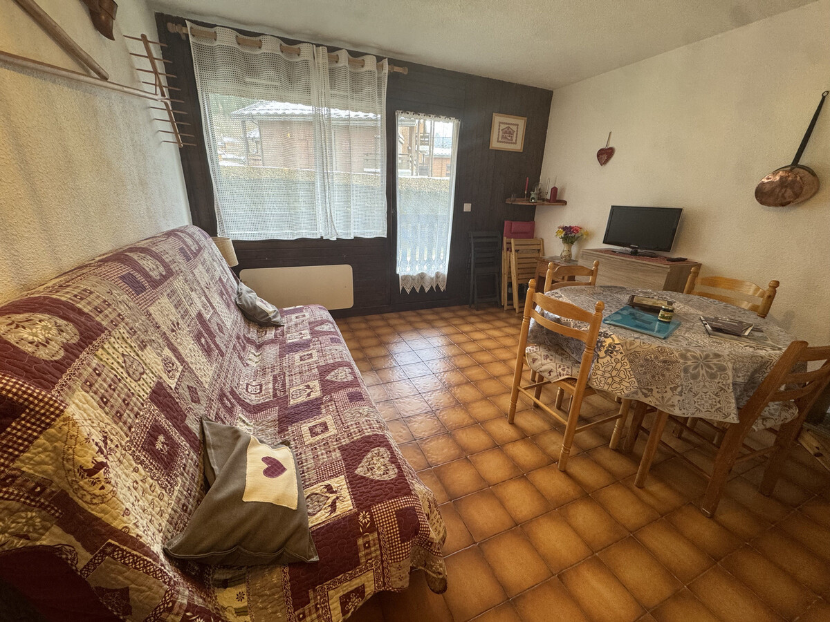 Studio cabine 4 pers aux Carroz, animaux admis - Photo 1