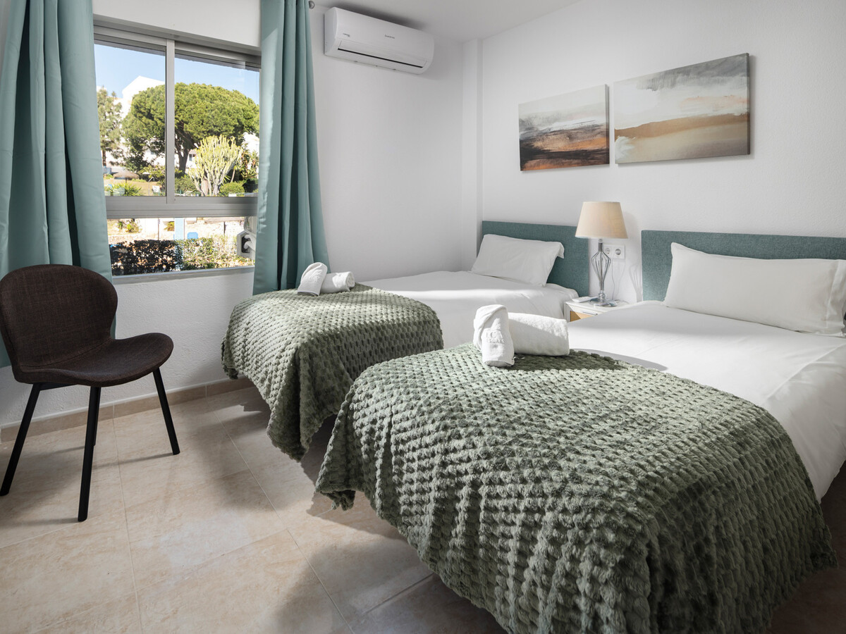 Appartement 2 chambres avec piscine à 200m de la plage - Photo 11