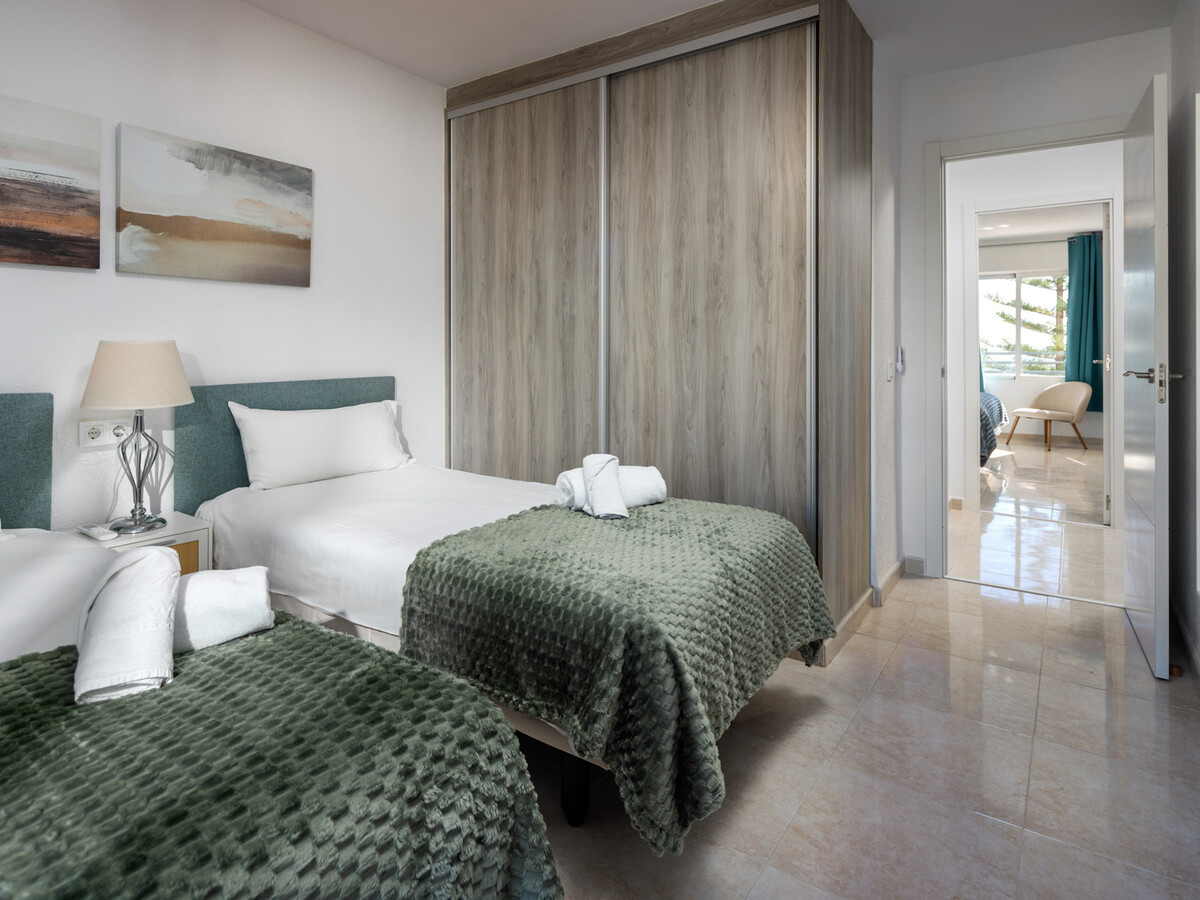 Appartement 2 chambres avec piscine à 200m de la plage - Photo 13