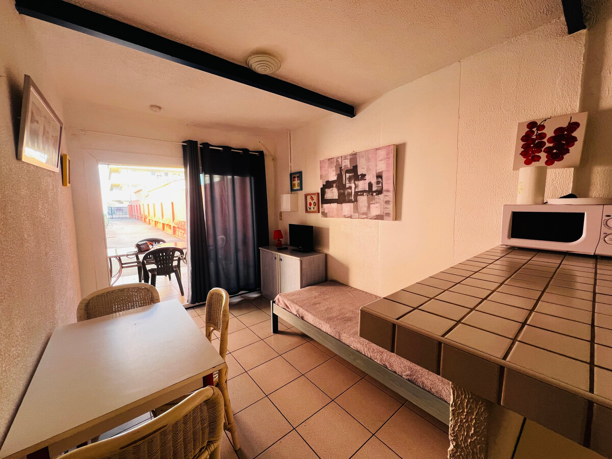 T2 en RDC avec terrasse & parking à Argelès-sur-Mer - Photo 3