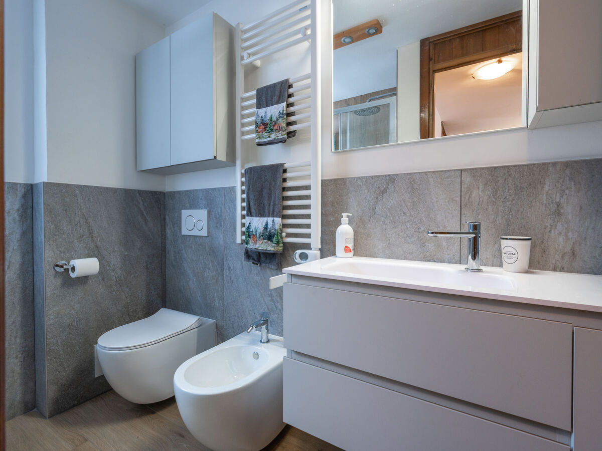 Maisonette Grand Soleil, 2 pièces à La Salle - Photo 22
