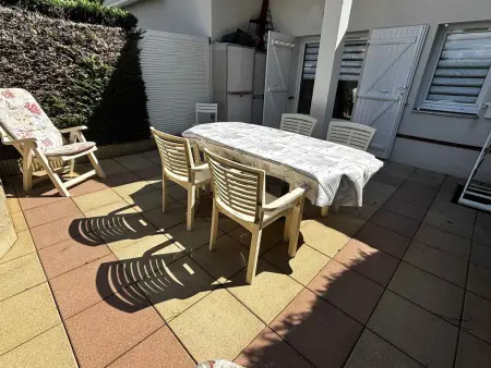 Location appartement à La Tranche sur Mer, Pavillon à 100m de la plage avec piscine, parking privé, pour 4 pers. à La Grière, La Tranche sur Mer