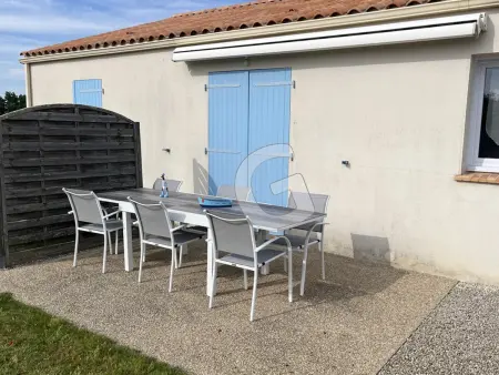 Charmante maison pour 4 personnes avec terrasse, à 1,8 km de la plage et proche des commodités - Photo 11