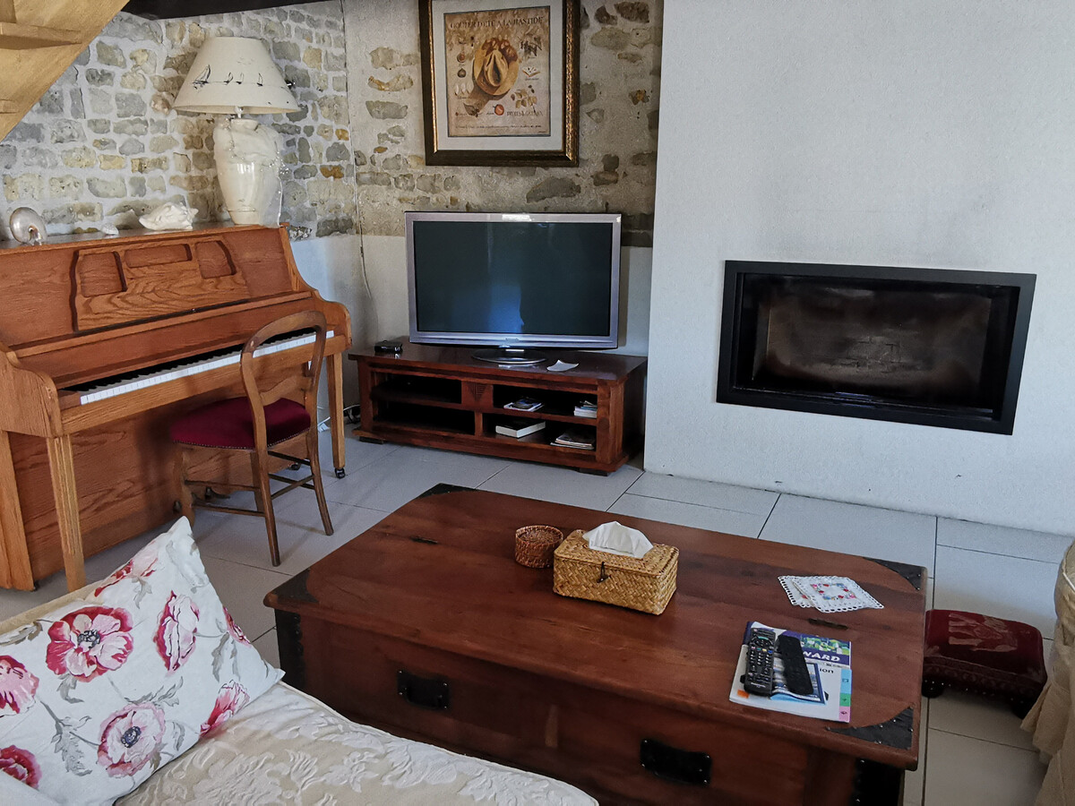 Maison en pierres 6 pers, jardin et terrasse SO - Photo 17